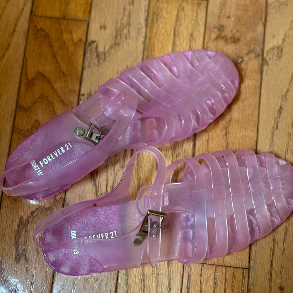 FOREVER 21 | Pink Jelly shoes sandals